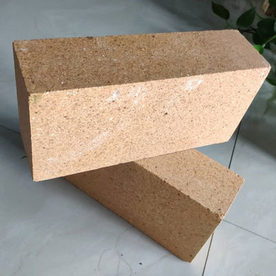 Resistência ao esmagamento a frio Propriedades químicas Chamotte Bricks Fire Refractory Clay Bricks