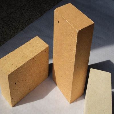 Os tijolos de argila resistentes ao fogo de arco fornecem diretamente tijolos de bauxita com teor de CaO de % 0.1