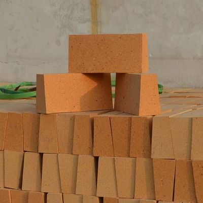 ISO9001 2008 Certificados azulejos refratários de alta alumina para tijolos de fogão e revestimento de parede