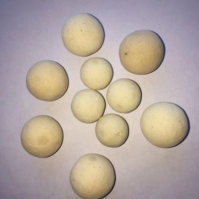 Esferas cerâmicas refratárias 65% 92% 99% Al2o3 Alumina Armazenamento de calor para fornos industriais