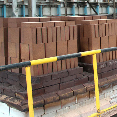 Contido de MgO personalizado Ferro fundido Magnésio Spinel Bricks para a indústria do cimento